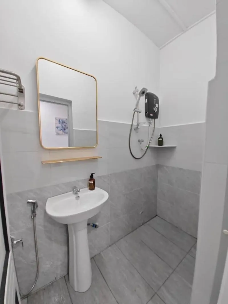 Favourite Homestay Melaka - 8Pax,4Br,4Bath